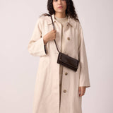 CHOCOLADE GINA LAKLEER POCHETTE