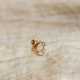 Moon Labret