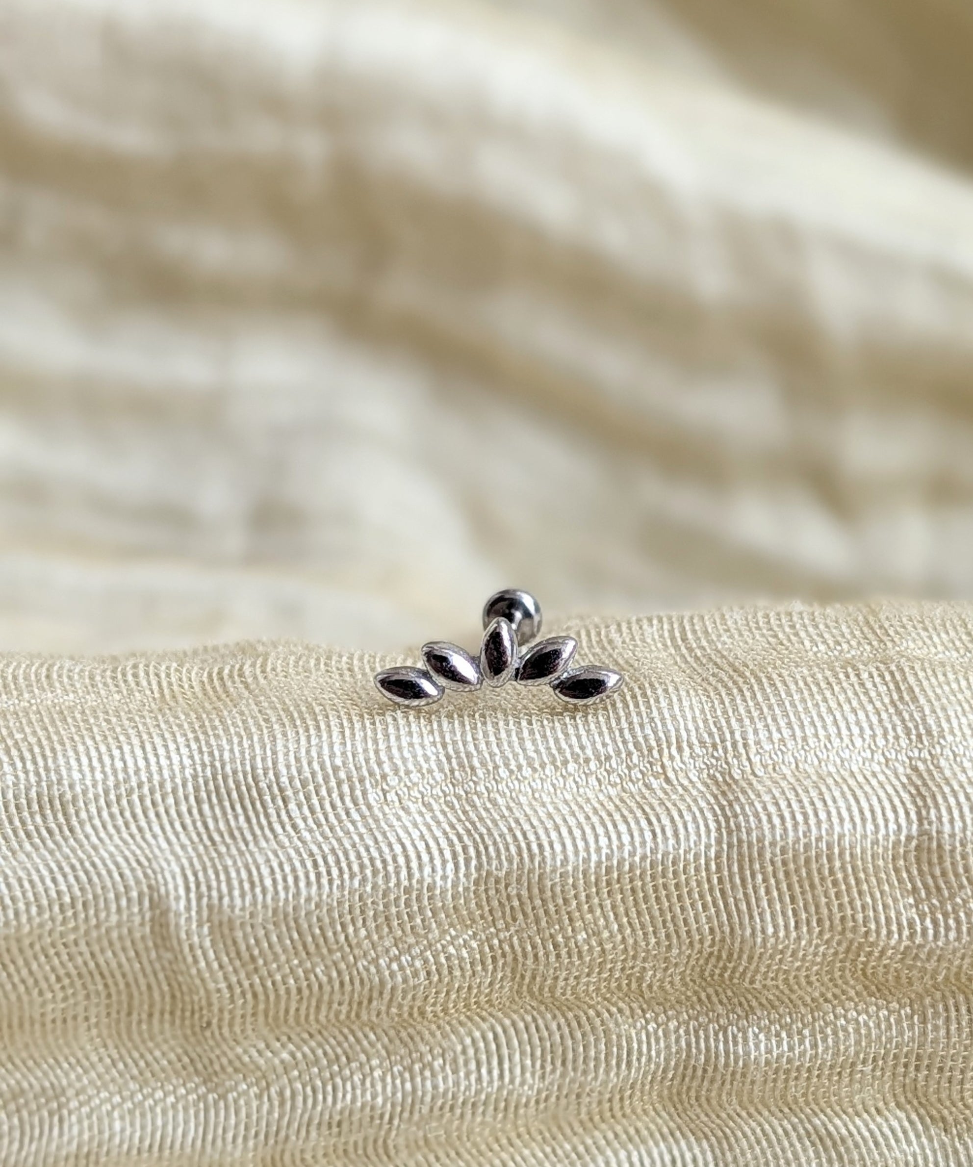 Labret Wings
